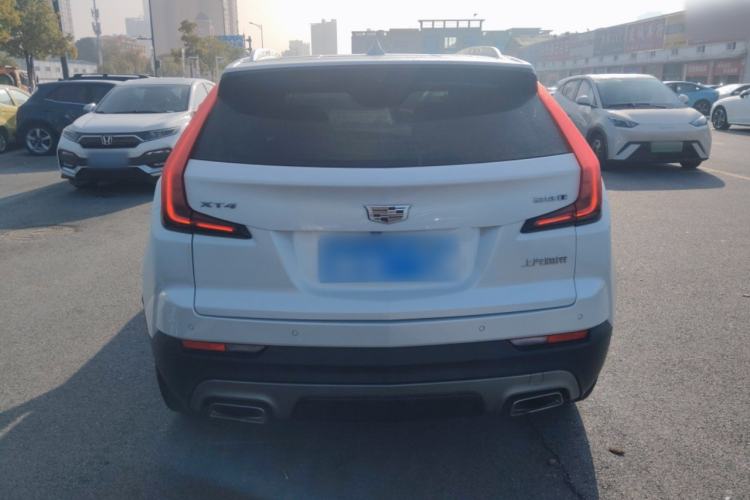 Used Cadillac XT4 2020 28T Two-Wheel-Drive Leading Version