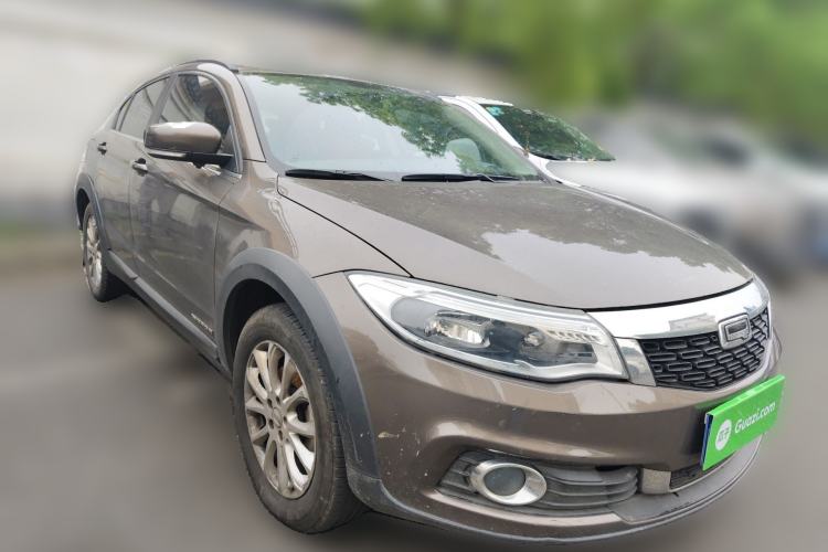 Used Qoros 3 2017 Urban SUV 1.6T Automatic Zhiyue Model Front Right 45 Deg