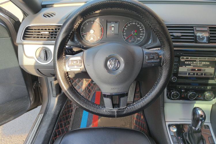 Used Volkswagen Passat 2011 2.0 TSI DSG Ultimate Edition
