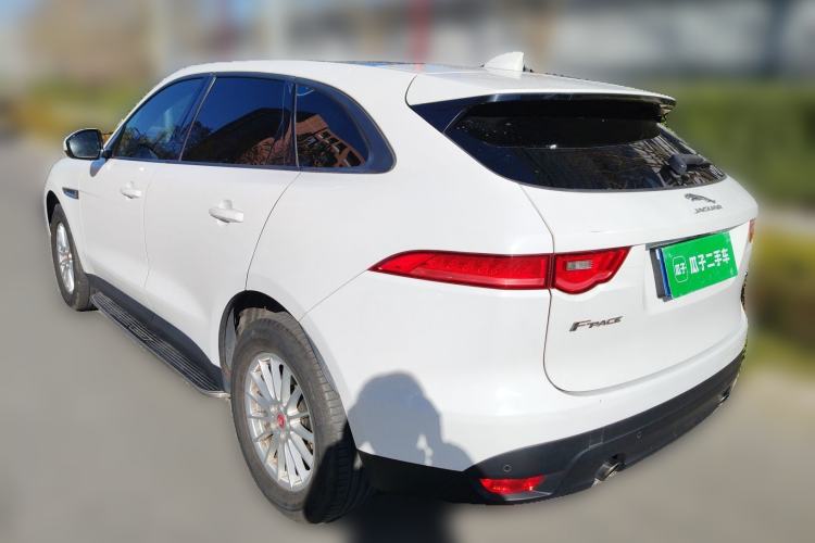 Used Jaguar F-PACE 2018 2.0T Two-Wheel Drive Urban Deluxe Edition
