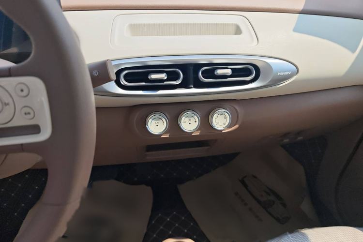 Used Wuling Hongguang MINIEV 2025 Four-Door Version Advanced Edition