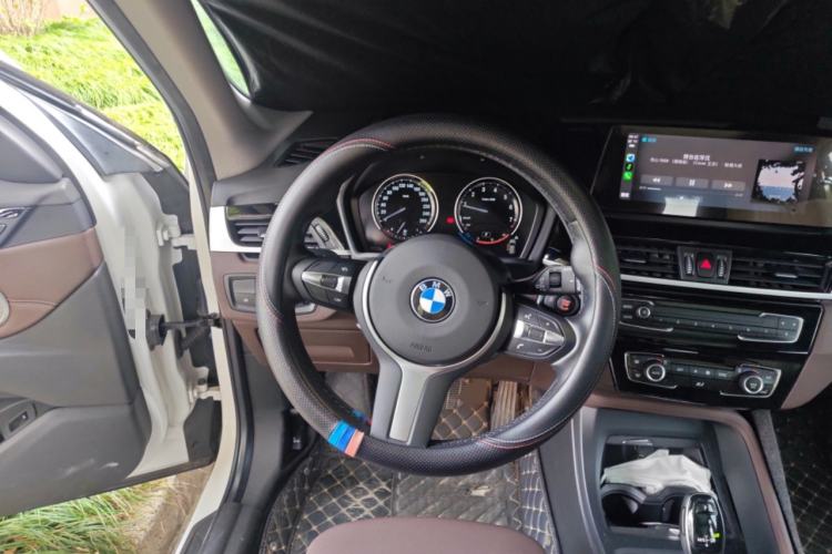 Used BMW X1 2022 sDrive25Li Leading Model Steering Wheel