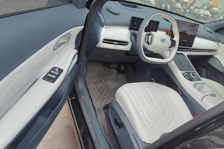 Used Geely Galaxy Galaxy Xingjian 7 EM-i 2025 120km Exploration+ Version