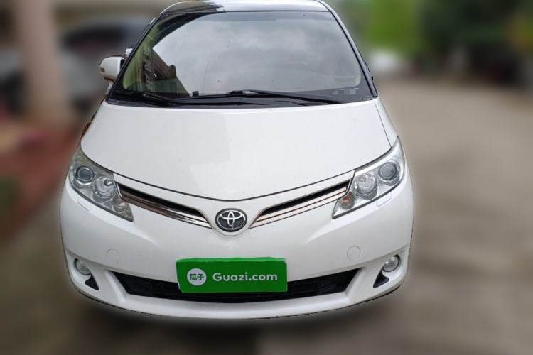 Used Toyota Previa  Front