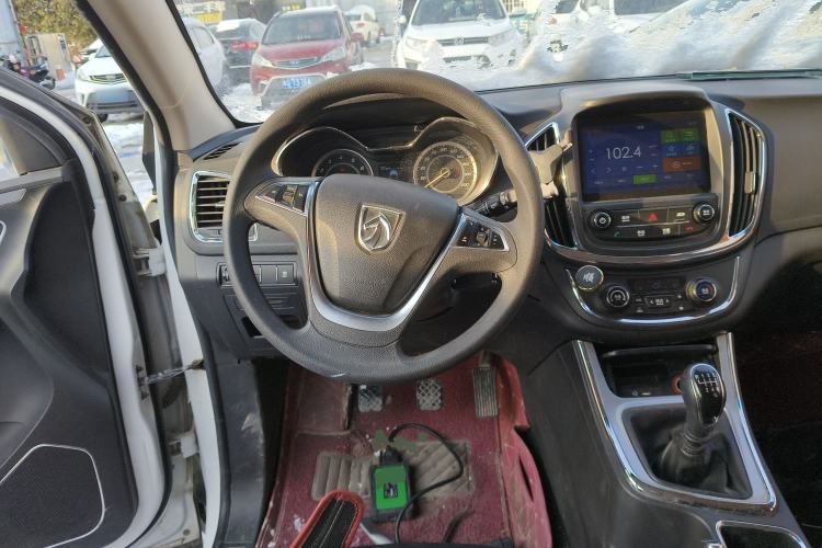 Used Baojun 560 2016 1.8L Manual Elite Edition
