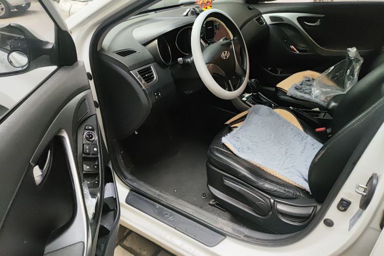 Used Hyundai Elantra (5th Generation / Langdong) 2015 1.6L Automatic Leading Model
