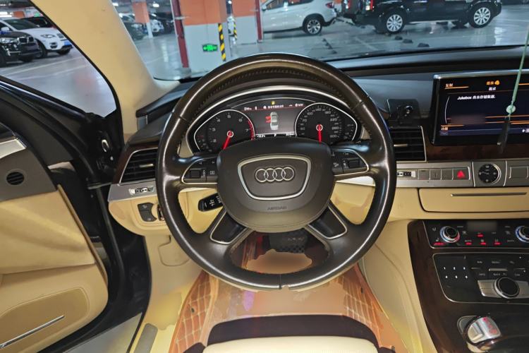 Used Audi A8 2013 A8L 50 TFSI quattro Luxury Model Steering Wheel