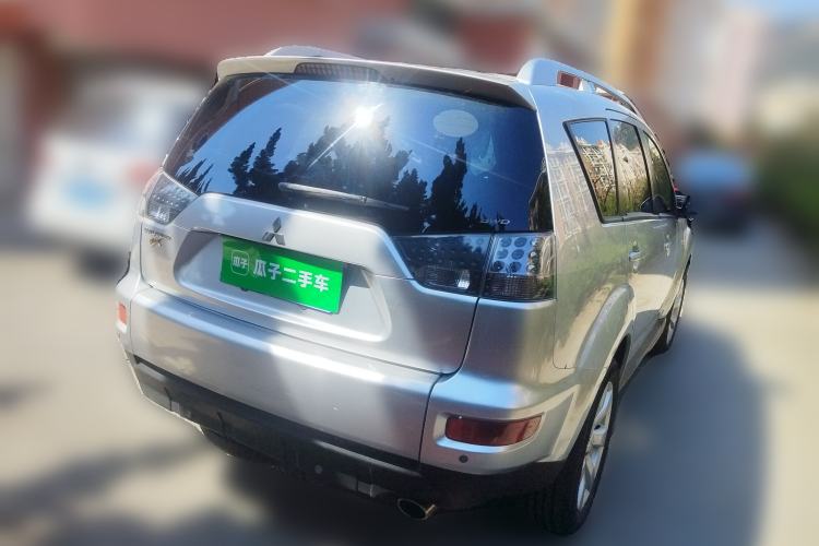 Used Mitsubishi Outlander 2010 Kijang 2.0 Sport Edition Rear Right 45 Deg