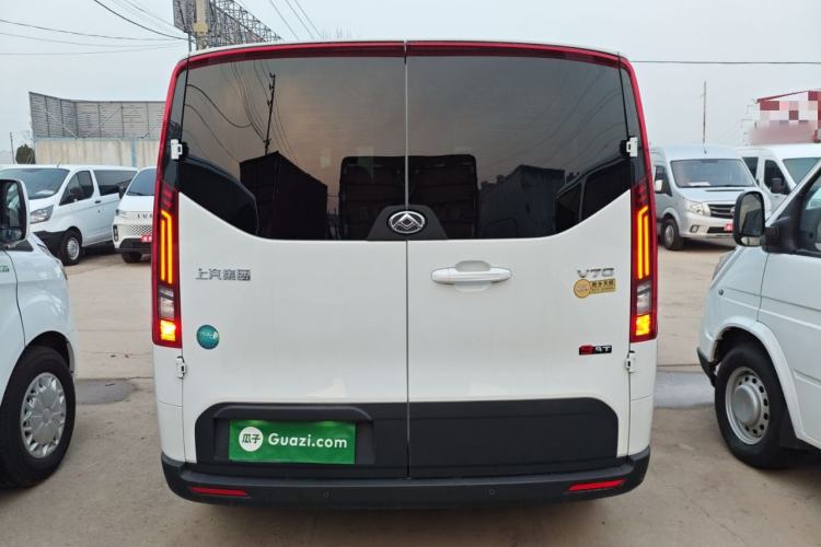 Used SAIC MAXUS Xintu V70 2023 2.0T Elite Edition Automatic Long Wheelbase Low Roof – 6/7 Seats