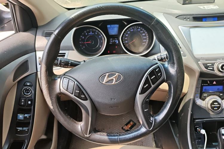 Used Hyundai Elantra (5th Generation / Langdong) 2015 1.6L Automatic Luxury Model