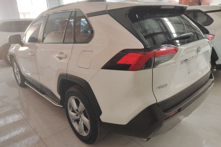 Used Toyota RAV4 2020 2.0L CVT Two-Wheel Drive Fashion PLUS Edition