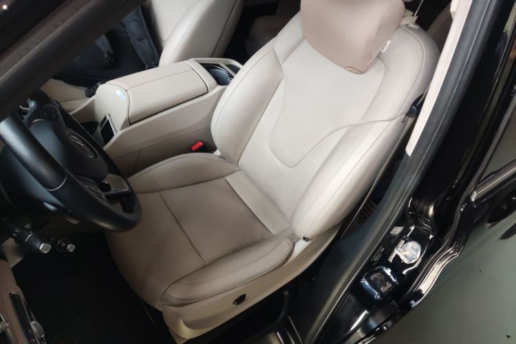 Used Mercedes-Benz V-Class 2018 V 260 Prestige Edition China VI
