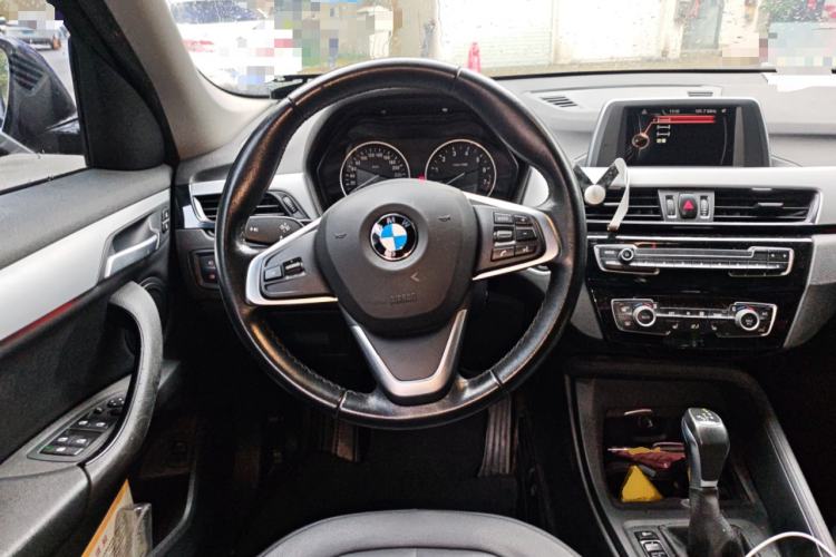 Used BMW X1 2016 sDrive18Li Premium Edition
