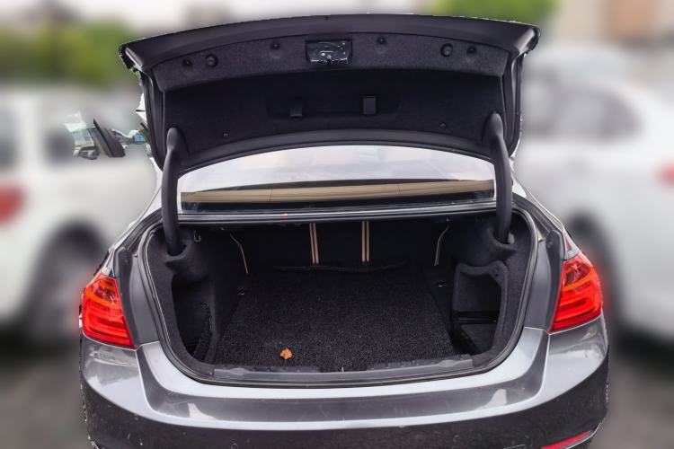 Used BMW 3 Series 2013 320Li Fashion Model Trunk