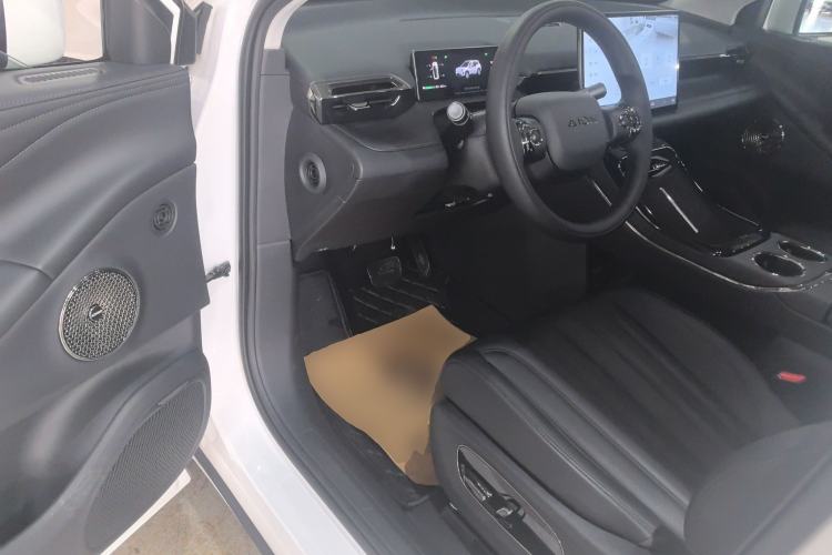 Used AION V 2024 Aion Tyrannosaurus 520 Smart Luxury Edition
