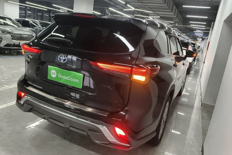 Used Toyota Highlander 2022 Dual-Engine 2.5L Four-Wheel Drive Supreme Edition 7-Seater
