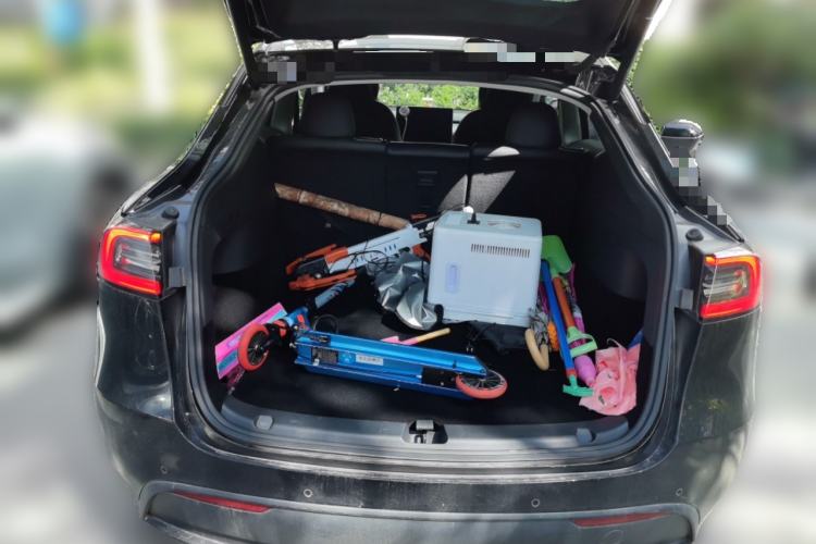 Used Tesla Model Y 2022 Rear-Wheel-Drive Version
