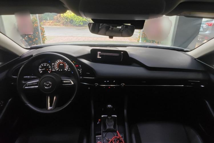 Used Mazda 3 Axela 2021 2.0L Automatic Zhiya Edition Center Console