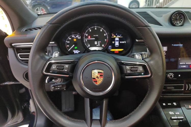 Used Porsche Macan 2022 Macan 2.0T