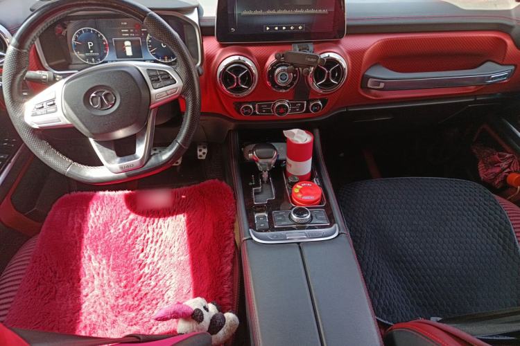 Used BAIC Off-Road BJ40 2019 2.3T Automatic Four-Wheel Drive Shengshi Huazhang Edition China VI Emission Standard Center Console