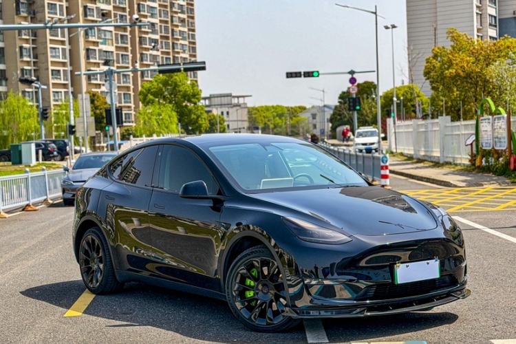 Used Tesla Model Y 2021 Long-Range All-Wheel-Drive Version 3D7