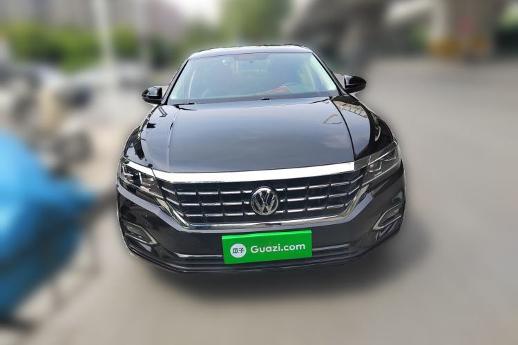 Used Volkswagen Passat 2019 280TSI Business Edition China VI Front
