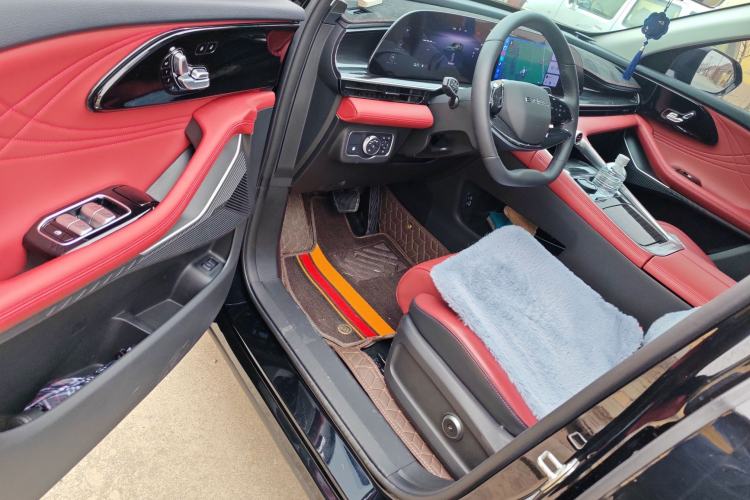 Used EXEED Stellar C-DM 2025 210 Extended-Range Pro Two-Wheel Drive