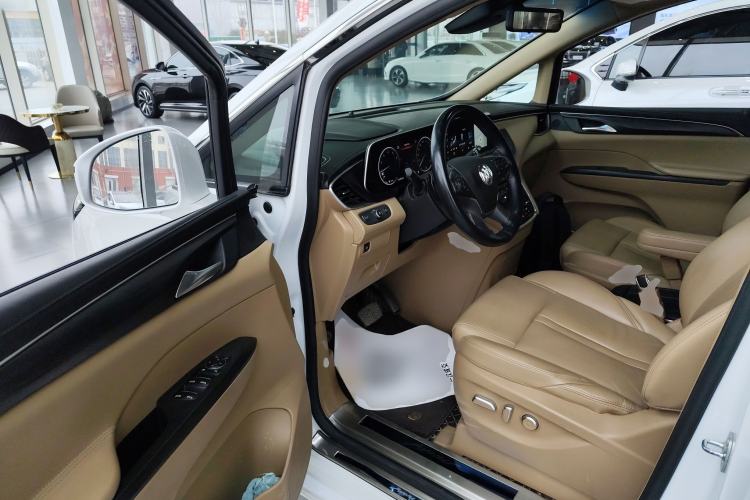 Used Buick GL8 2021 ES Land Cruiser 653T Luxury Edition
