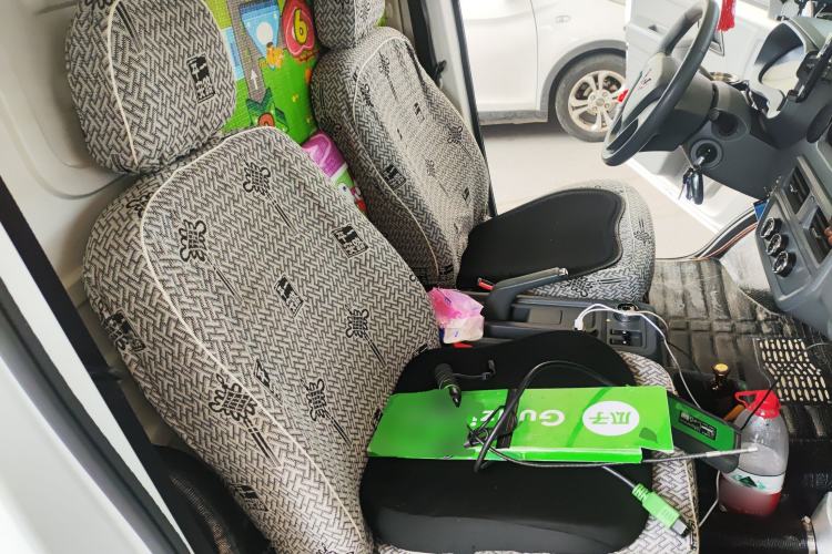 Used Wuling Yangguang 2024 300km Range Practical Window-Sealed Version 75kW