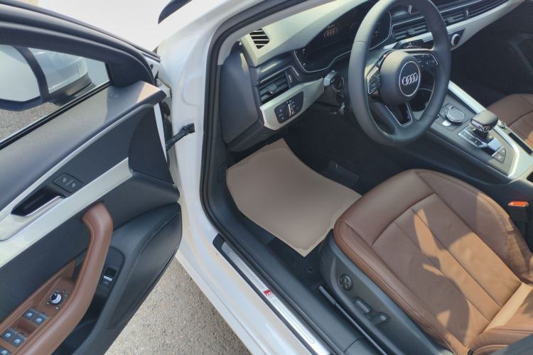 Used Audi A4L 2019 40 TFSI Fashion Edition China VI Emission Standard