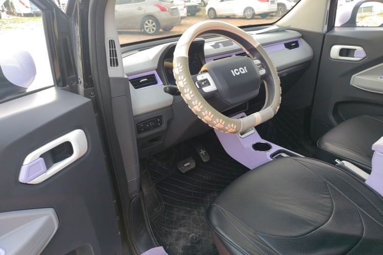 Used Chery QQ Ice Cream 2022 120km Conical Shape Lithium Iron Phosphate Driver Seat