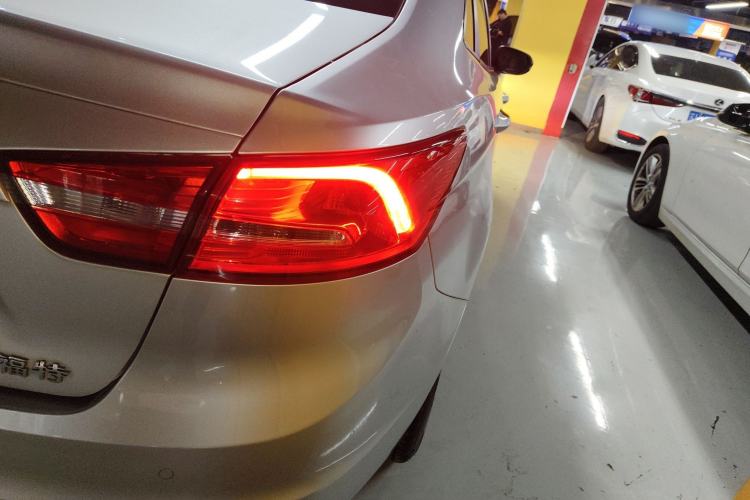 Used Ford Escort 2015 1.5L Automatic Comfort Edition Right Rear Taillight