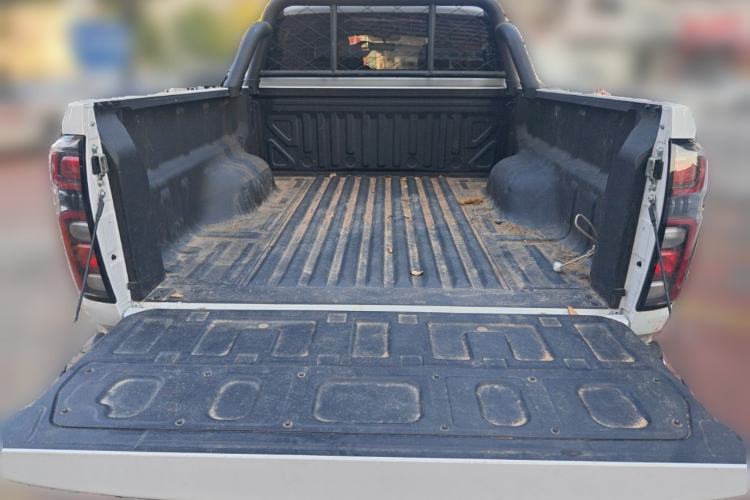 Used Great Wall Poer 2025 2.0T Commercial Pickup Truck Automatic Diesel 4x4 Comfort Edition