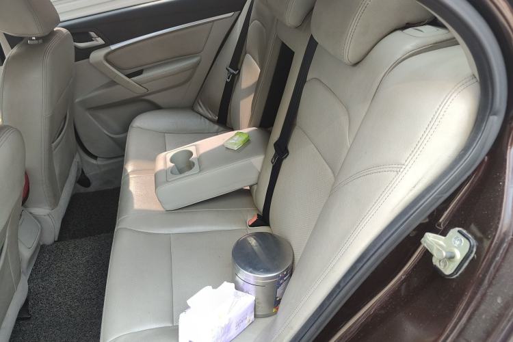 Used Geely Auto Emgrand 2014 Sedan 1.5L CVT Elite Model Left Rear Seat