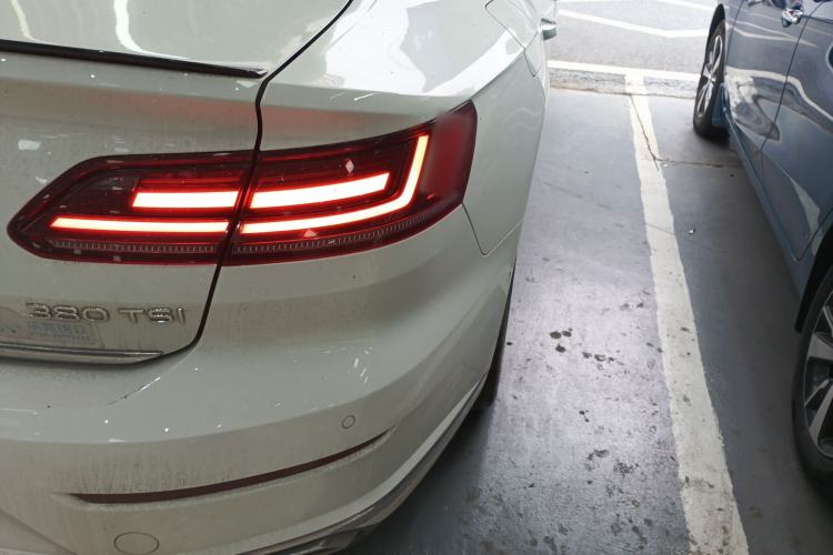 Used Volkswagen FAW-Volkswagen CC 2021 380TSI Striking Edition
