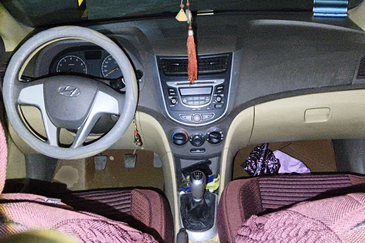 Used Hyundai Verna (older generation) 2010 Sedan 1.4L Manual Comfort GS
