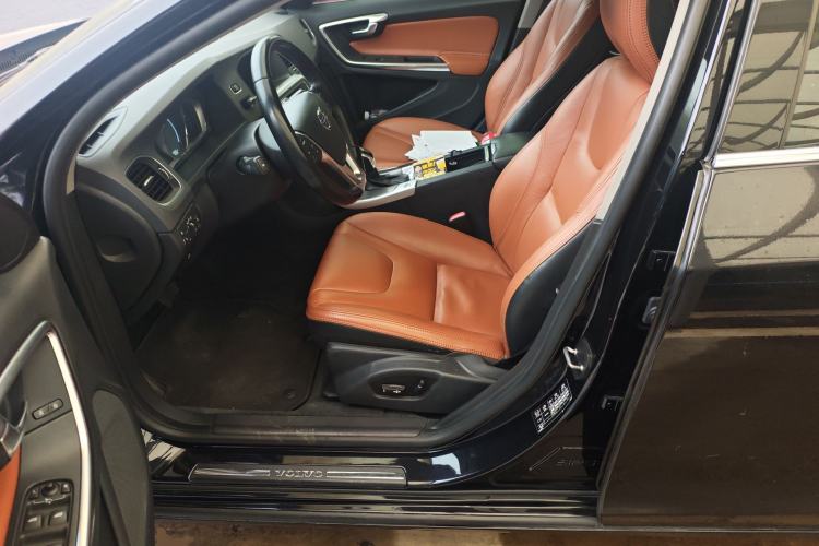 Used Volvo S60 2015 S60L T5 Intelligent Drive Edition
