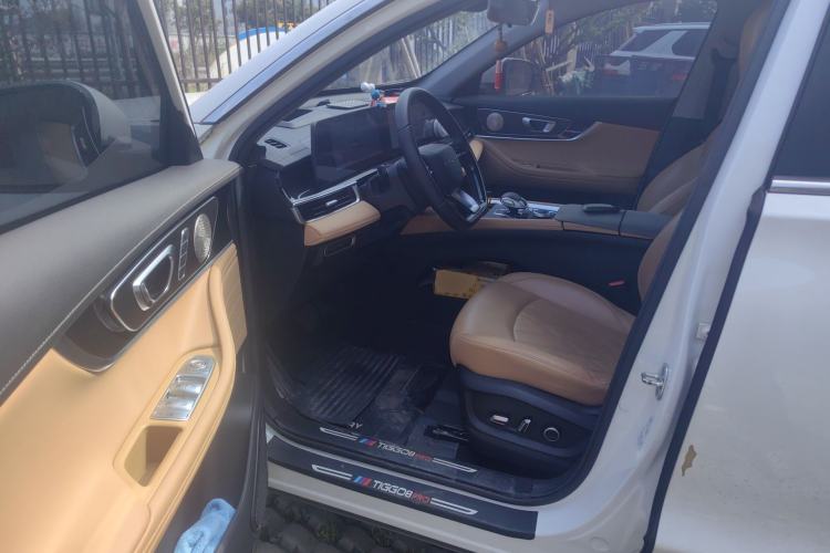 Used Chery Tiggo 8 PRO 2024 Champion Edition 390T Two-Wheel Drive Peak Version 5 Seats