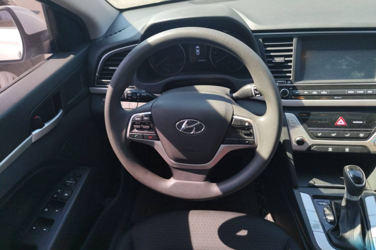 Used Hyundai Elantra (6th Generation / Lingdong) 2016 1.6L Automatic ZhiXuan – Elite Version
