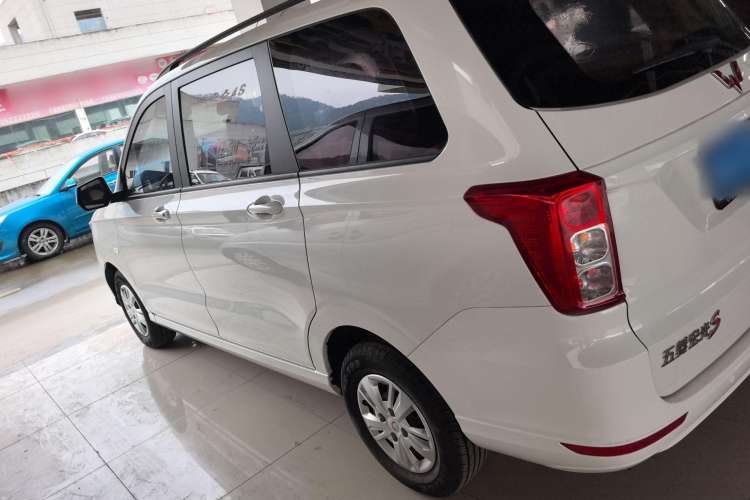 Used Wuling Hongguang 2021 1.5L S Comfort Edition LAR