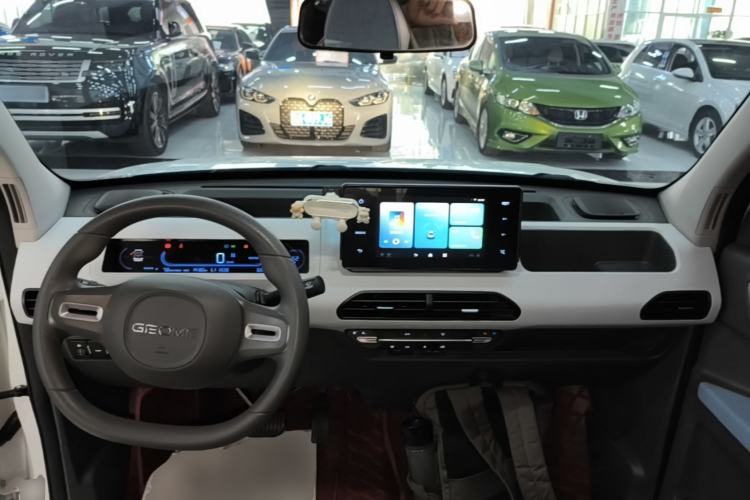 Used Geely Galaxy Panda 2023 Panda Mini 200km Endurance Bear