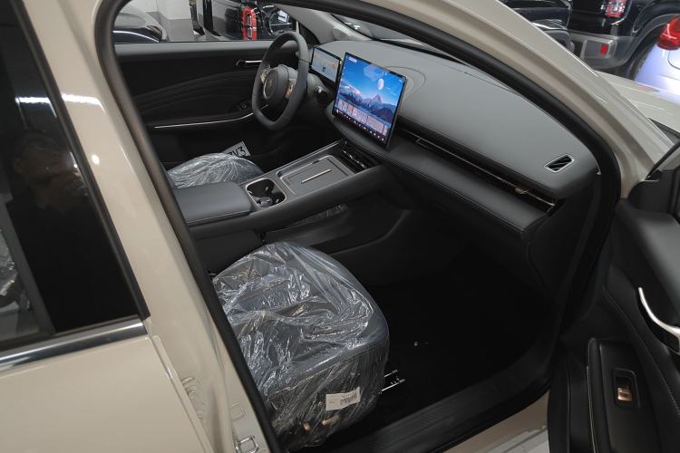 Used Baojun Yunhai 2026 Model 500km Pure Electric Standard Edition
