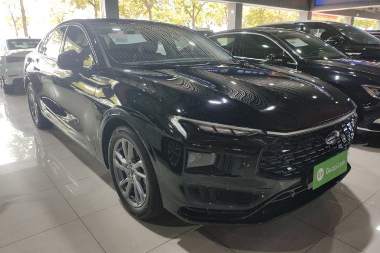 Used Ford Mondeo 2023 EcoBoost 180 Luxury Model Front Right 45 Deg