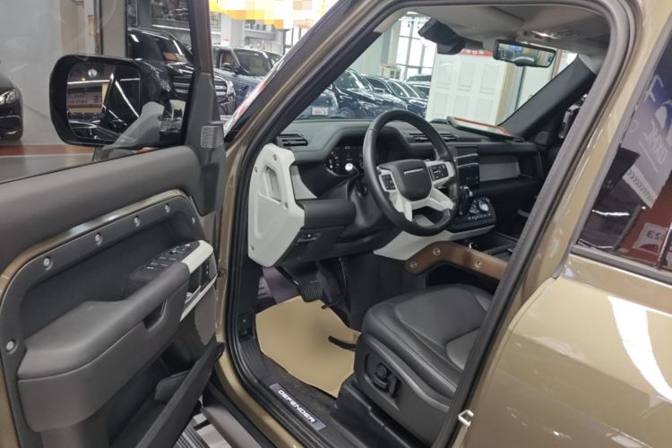 Used Land Rover Defender 2022 110 P400 X-DYNAMIC HSE
