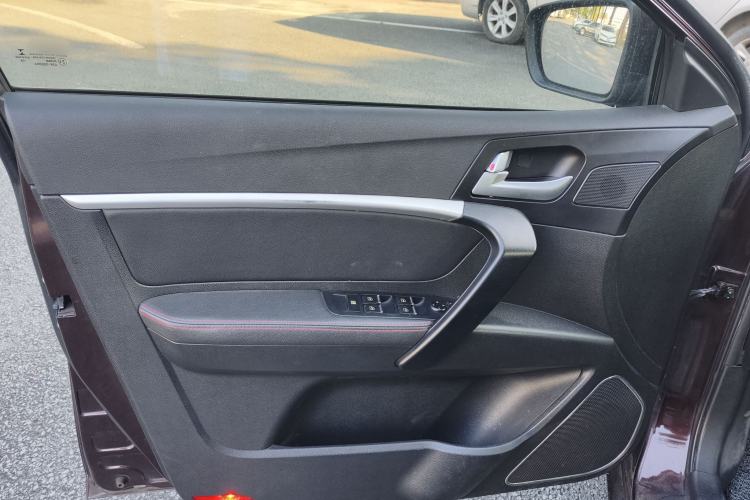 Used Geely Auto Emgrand 2015 Sedan 1.5L CVT Upward Version