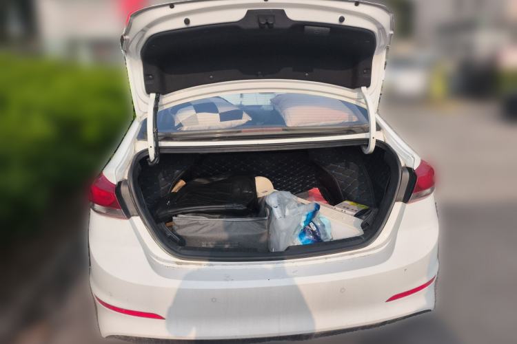 Used Hyundai Elantra (6th Generation / Lingdong) 2016 1.6L Automatic ZhiXuan – Elite Version Trunk