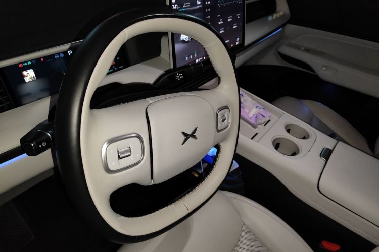 Used XPeng G6 2023 580 Long-Range Pro
