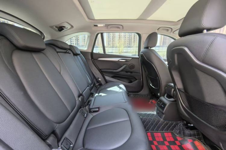 Used BMW X1 2016 sDrive18Li Fashion Model Interior 3