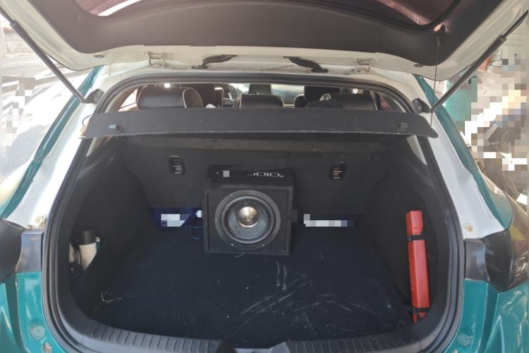 Used Mazda Mazda 3 Axela 2017 Hatchback 2.0L Automatic Luxury Model Emission Standard China V
