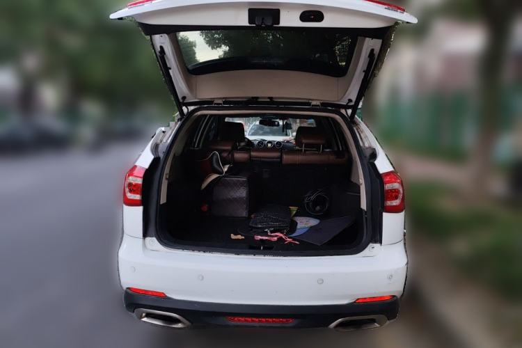 Used BYD Tang New Energy 2015 2.0T Four-Wheel-Drive Flagship Model Trunk